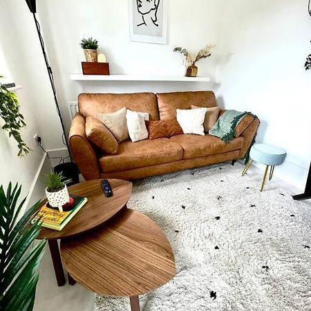 High-End 2 Bed Maisonette In Beaulieu Park Broomfield  Dış mekan fotoğraf