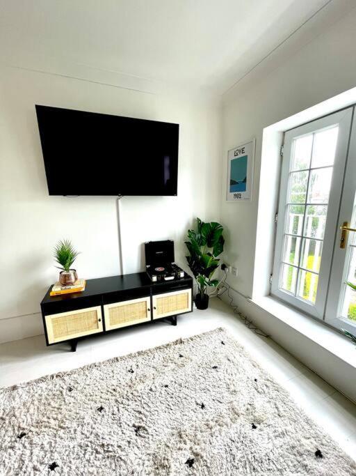 High-End 2 Bed Maisonette In Beaulieu Park Broomfield  Dış mekan fotoğraf